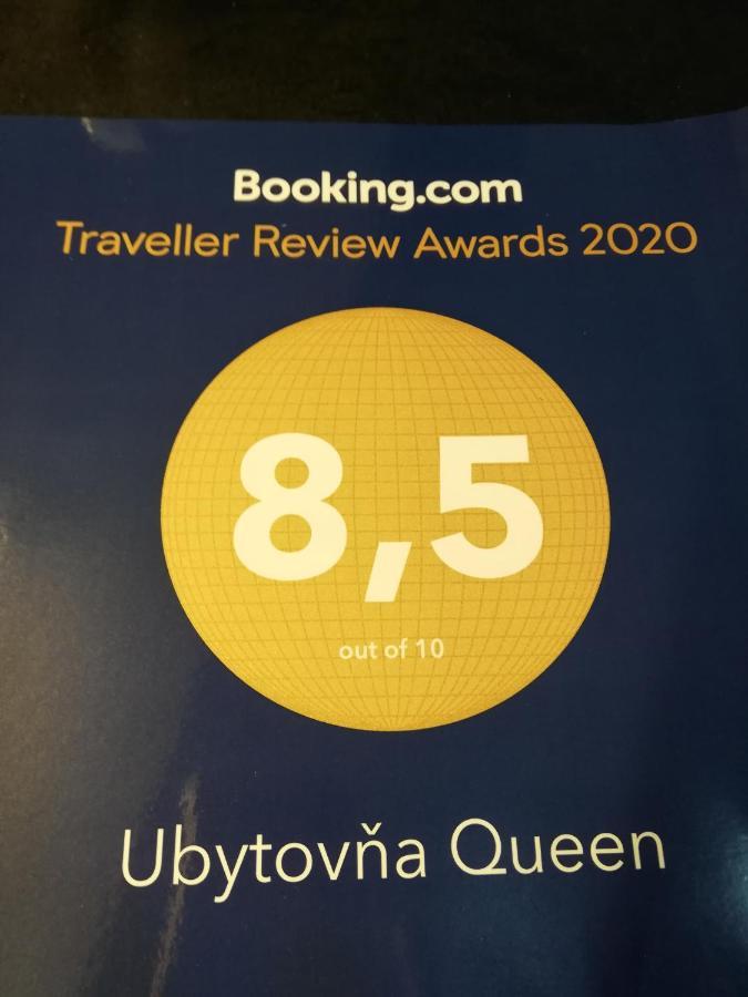 Ubytovanie Queen Novaky Bagian luar foto